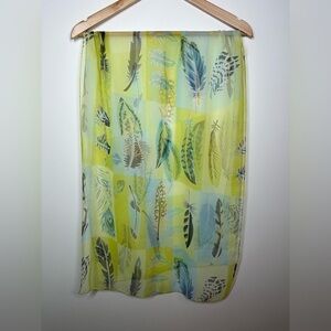 FEATHER Printed Bright Green Fashion Scarf‎